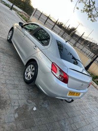 سيارات-peugeot-301-2015-أم-البواقي-الجزائر