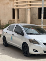 voitures-toyota-yaris-sedan-2009-algerie