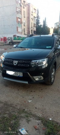 voitures-dacia-sandero-2017-el-harrouch-skikda-algerie