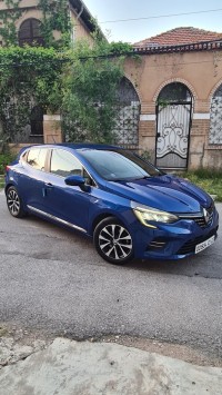 سيارات-renault-clio5-2021-e-tech-عنابة-الجزائر