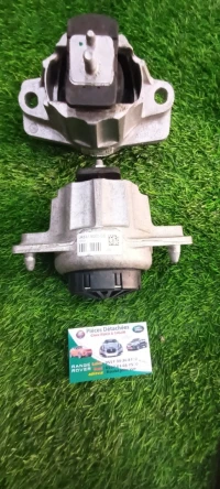 support moteur Range Rover velar
