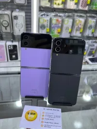 Galaxy Z Flip 4