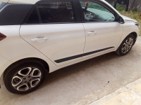 moyenne-berline-hyundai-i20-2019-facelift-barika-batna-algerie