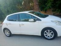 voitures-peugeot-208-2013-access-rouiba-alger-algerie