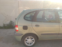 voitures-renault-scenic-2001-barika-batna-algerie