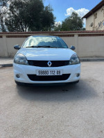 voitures-renault-clio-campus-2012-bye-blida-algerie