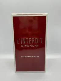 Givenchy interdit