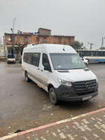 location-de-vehicules-van-sprinter-alger-centre-algerie