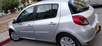 voitures-renault-clio-3-2011-night-and-day-bouira-algerie