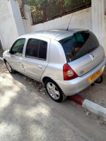 voitures-renault-clio-campus-2011-extreme-el-affroun-blida-algerie