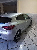 voitures-renault-clio-5-2021-boukadir-chlef-algerie