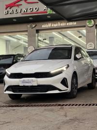 Kia K3 2025 Luxury thumbnail 3