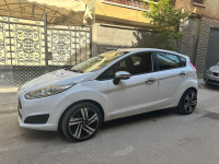 voitures-ford-fiesta-2015-trend-look-bordj-el-kiffan-alger-algerie