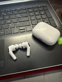 سماعات-الأذن-و-أجهزة-الصوت-airpods-pro-3-درارية-الجزائر