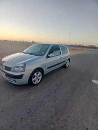 سيارات-renault-clio-2-2000-الجزائر-وسط