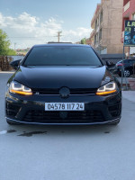 moyenne-berline-volkswagen-golf-7-2017-r-oued-zenati-guelma-algerie