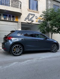 سيارات-seat-ibiza-2023-fr-برج-بوعريريج-الجزائر