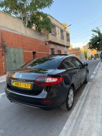 cars-renault-fluence-2010-privilege-mostaganem-algeria