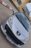 voitures-peugeot-207-2009-allure-bordj-bou-arreridj-algerie