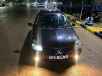 voitures-renault-clio-2-2004-mezghrane-mostaganem-algerie