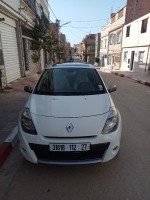 voitures-renault-clio-3-2012-night-and-day-mostaganem-algerie