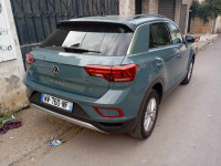 voitures-volkswagen-t-roc-2023-life-plus-boumerdes-algerie