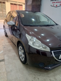 voitures-peugeot-208-2013-access-ain-defla-algerie