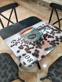 commerce-sales-table-et-chaises-pour-cafeteria-ou-restaurant-misseghine-oran-algeria