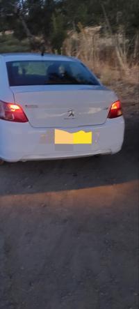 cars-peugeot-301-2013-active-berrouaghia-medea-algeria