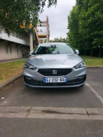 voitures-seat-leon-2022-style-berrouaghia-medea-algerie