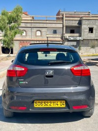 سيارات-kia-rio-5-portes-2014-عين-البيضاء-أم-البواقي-الجزائر