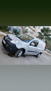 utilitaire-renault-kangoo-2014-bouskene-medea-algerie