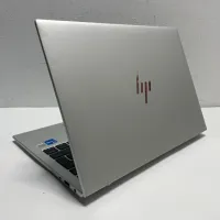 HP Elitebook 830 G10 i5 13eme Génération Ram 16 Gb Stockage 256 Gb 