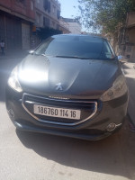 voitures-peugeot-208-2014-allure-baraki-alger-algerie