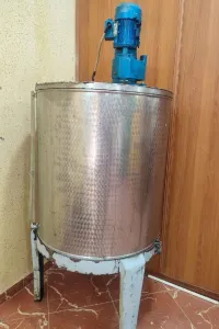 MÉLANGEUR INOX 500 litres 