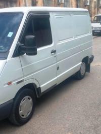 عربة-نقل-renault-trafic-1999-تيزي-وزو-الجزائر