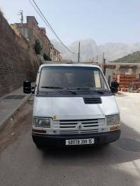 عربة-نقل-renault-trafic-1999-تيزي-وزو-الجزائر