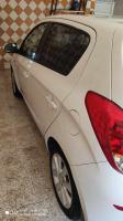 moyenne-berline-hyundai-i20-2014-ain-abid-constantine-algerie