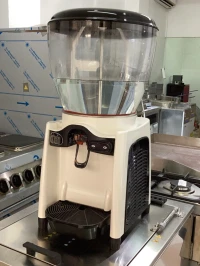 Machine à jus réfrigérée 