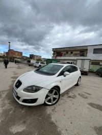 سيارات-seat-leon-2011-تمالوس-سكيكدة-الجزائر