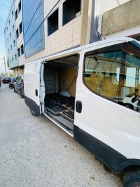 عربة-نقل-iveco-daily-35150-2019-باب-الزوار-الجزائر