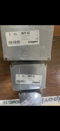 1000 Boîte dérivation métallique Legrand