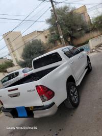 سيارات-toyota-hilux-2018-legend-dc-4x4-pack-luxe-الجزائر-وسط
