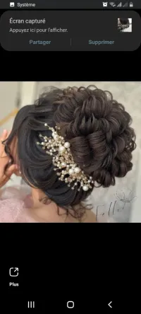 Cherche maquilleuse coiffeuse 