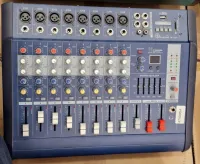 TABLE DE MIXAGE 8 PISTES