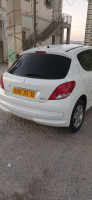 citadine-peugeot-207-plus-2013-tebessa-algerie