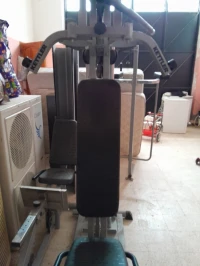 Presse musculation multifonctions 