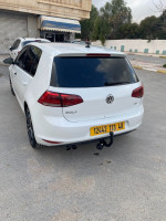 moyenne-berline-volkswagen-golf-7-2013-highline-khenchela-algerie