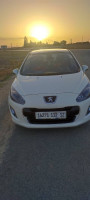 voitures-peugeot-308-2012-oum-el-bouaghi-algerie