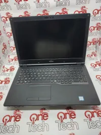 Fujitsu  i5 8th  8gb  256 SSD Full HD